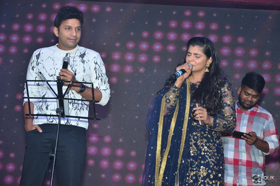 Ninnu-Kori-Movie-Pre-Release-Function